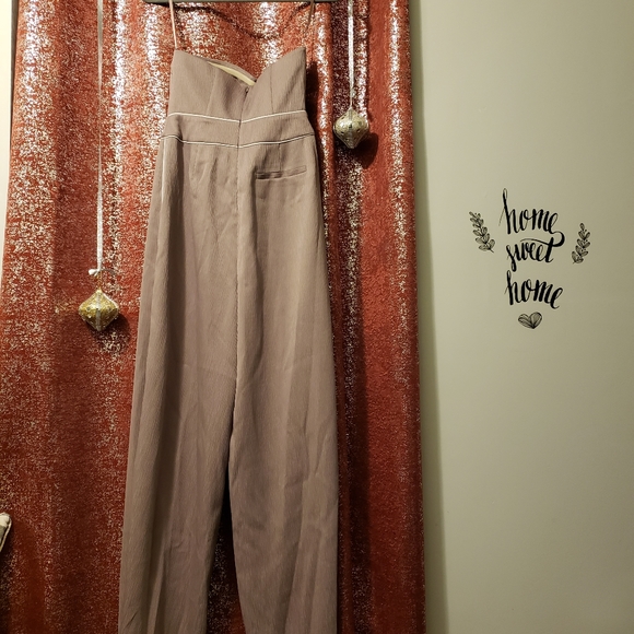 Women's jumpsuit - Picture 2 of 3